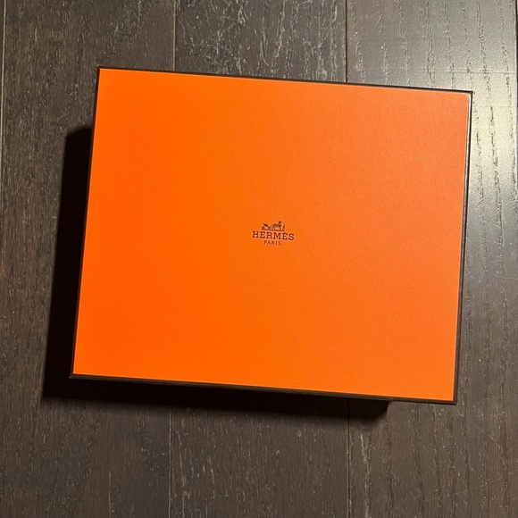 Hermes medium empty box case decoration storage orange tissue + book - Picture 2 of 11